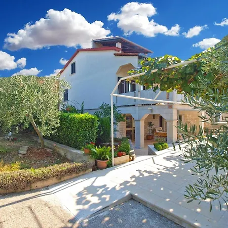 Apartment Fuer 2 Personen Ca 40 Qm In Fazana, Istrien Istrische Riviera Fazana